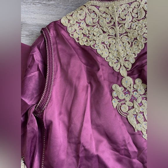 Three pieces traditions Moroccan dress/ Kaftan - Picture 7 of 11